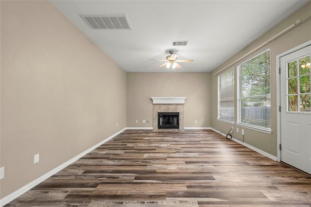106 Reinhardt CT, Georgetown, TX 78626