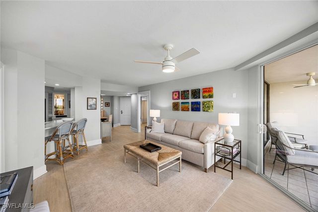 4751 Gulf Shore BLVD N 904, Naples, FL 34103