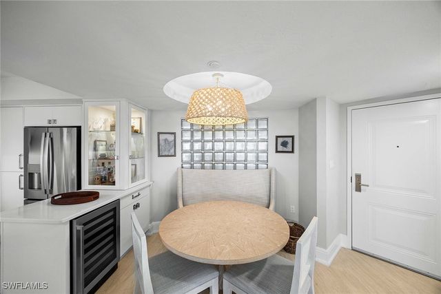 4751 Gulf Shore BLVD N 904, Naples, FL 34103