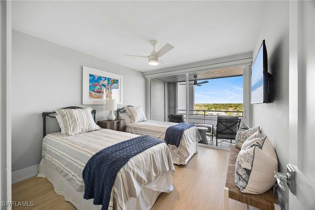 4751 Gulf Shore BLVD N 904, Naples, FL 34103