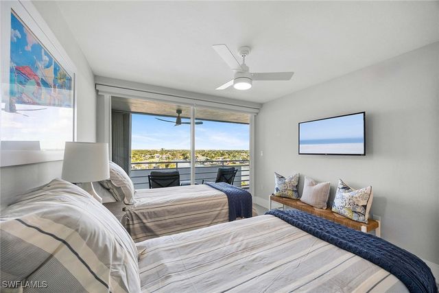 4751 Gulf Shore BLVD N 904, Naples, FL 34103