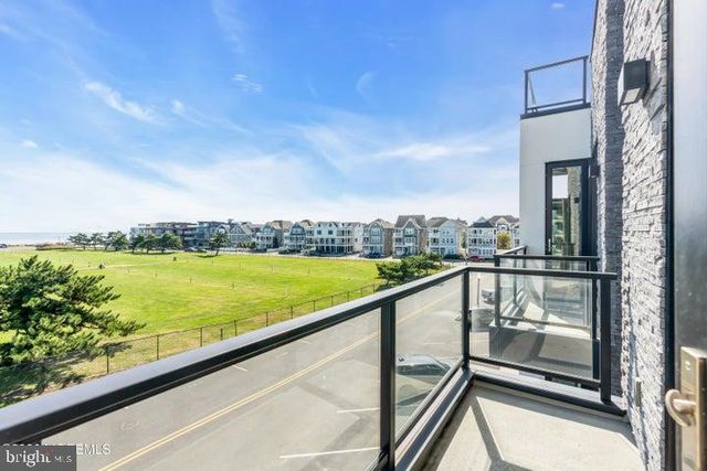 200 OCEAN AVE N #13, Long Branch, NJ 07740
