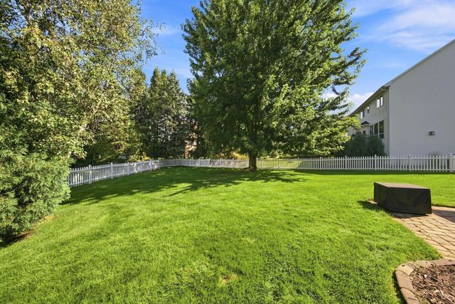 5294 Marquess Trail N, Lake Elmo, MN 55042