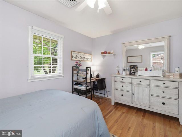 16715 BUFORD DR, Williamsport, MD 21795