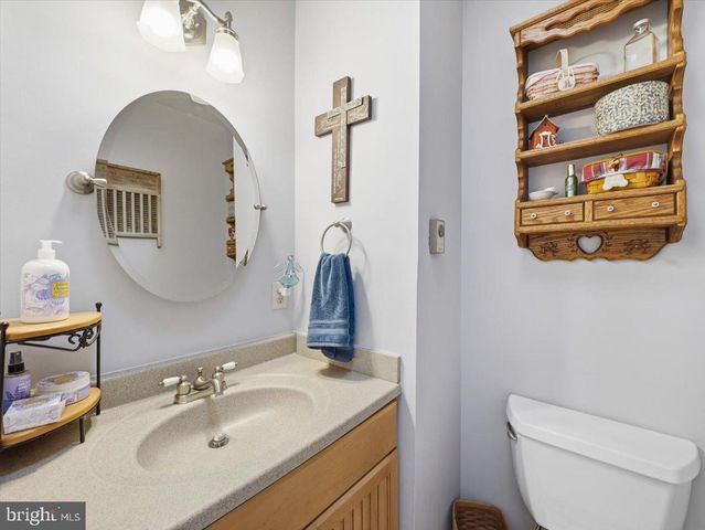 16715 BUFORD DR, Williamsport, MD 21795