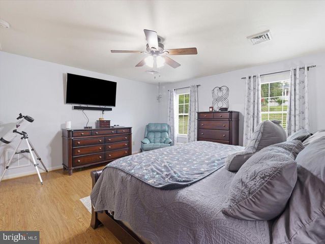 16715 BUFORD DR, Williamsport, MD 21795