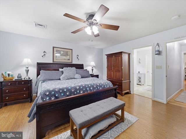 16715 BUFORD DR, Williamsport, MD 21795