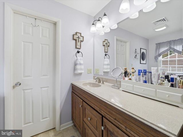 16715 BUFORD DR, Williamsport, MD 21795