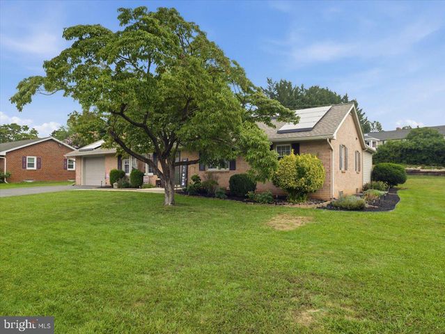 16715 BUFORD DR, Williamsport, MD 21795