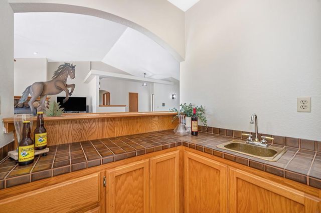 1770 McCourtney Rd, Lincoln, CA 95648