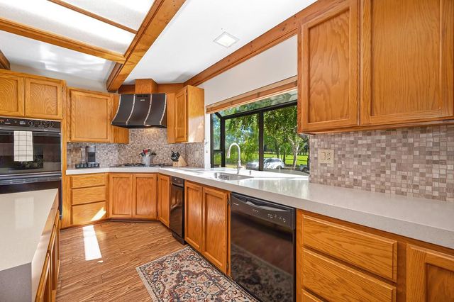 1770 McCourtney Rd, Lincoln, CA 95648