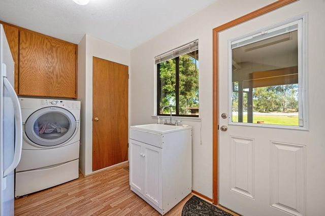 1770 McCourtney Rd, Lincoln, CA 95648