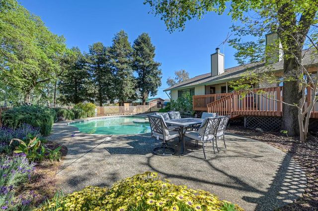 1770 McCourtney Rd, Lincoln, CA 95648