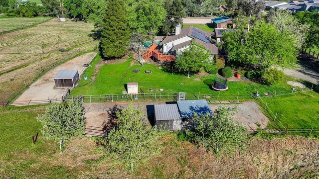 1770 McCourtney Rd, Lincoln, CA 95648