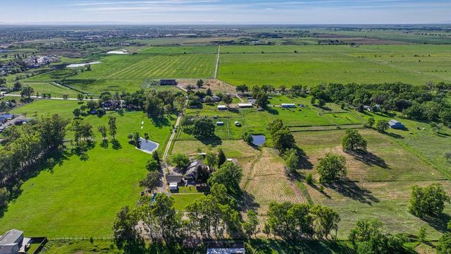 1770 McCourtney Rd, Lincoln, CA 95648