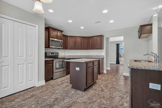 5574 Mill Race Circle, Pace, FL 32571