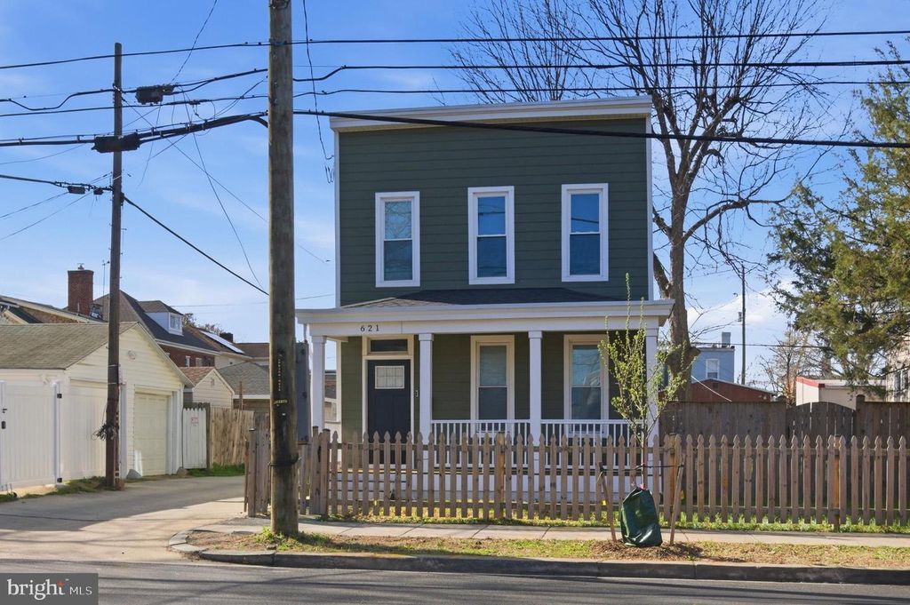 621 MALCOLM X AVE SE, Washington, DC 20032