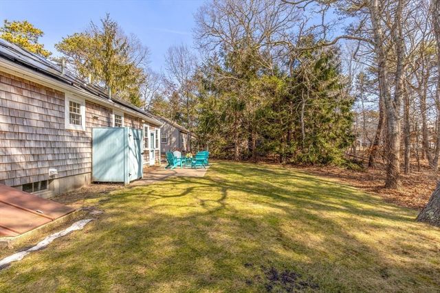 11 Sycamore Lane, Dennis, MA 02660