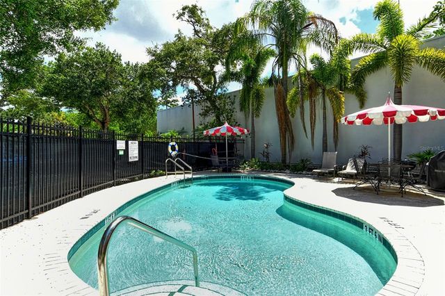 1221 N PALM AVENUE 305, Sarasota, FL 34236