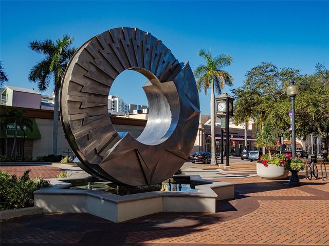 1221 N PALM AVENUE 305, Sarasota, FL 34236