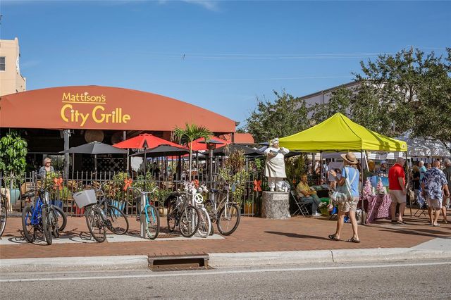 1221 N PALM AVENUE 305, Sarasota, FL 34236