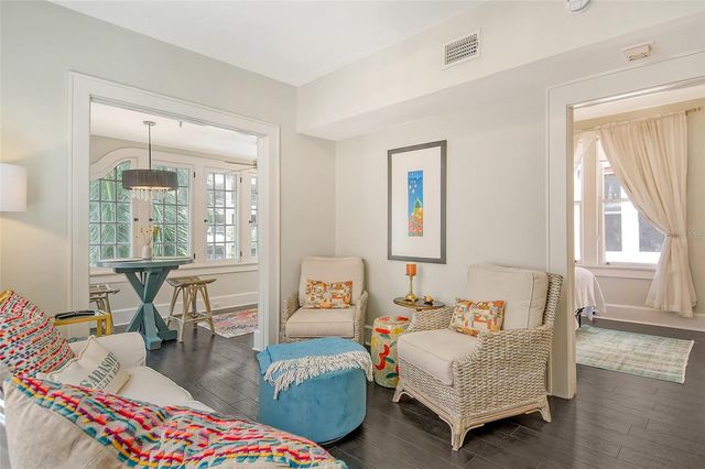 1221 N PALM AVENUE 305, Sarasota, FL 34236