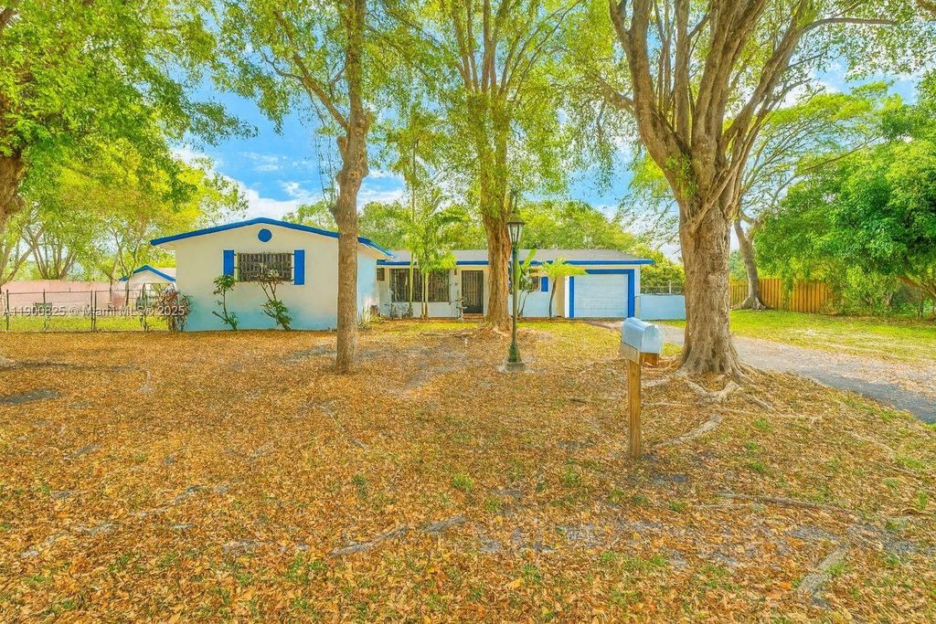 7800 SW 95th St, Miami, FL 33156