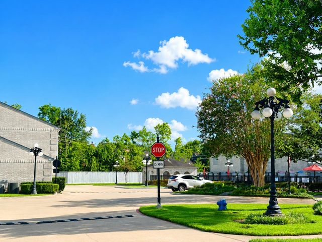 384 Wilcrest Drive 384, Houston, TX 77042