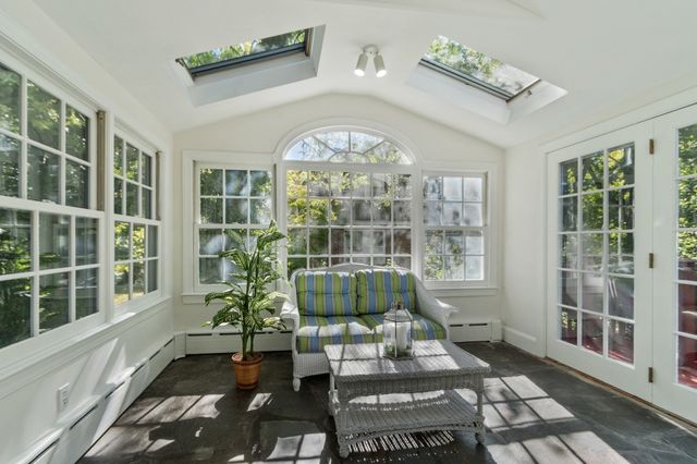 6 Prentiss Lane, Belmont, MA 02478
