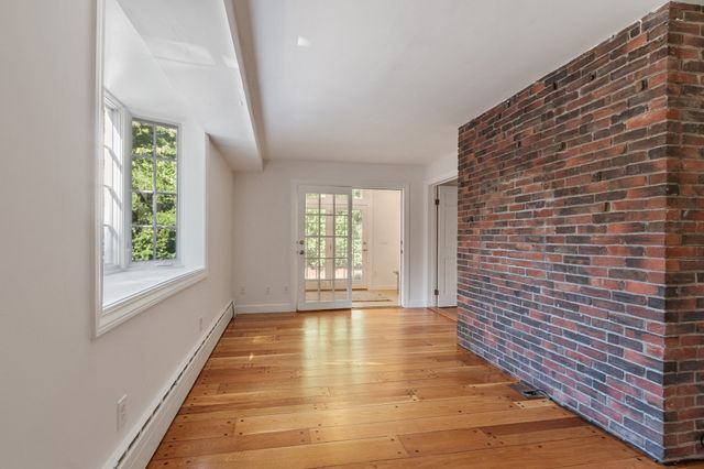 6 Prentiss Lane, Belmont, MA 02478