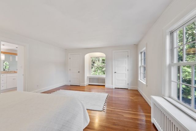 6 Prentiss Lane, Belmont, MA 02478