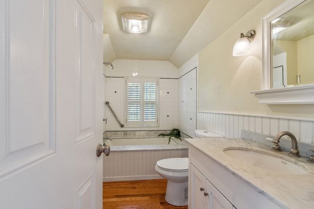 6 Prentiss Lane, Belmont, MA 02478