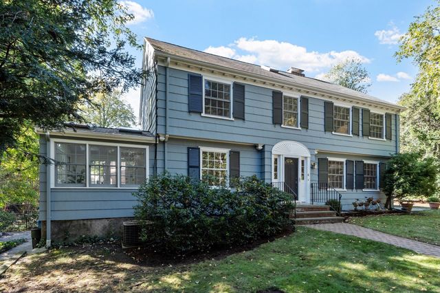 6 Prentiss Lane, Belmont, MA 02478