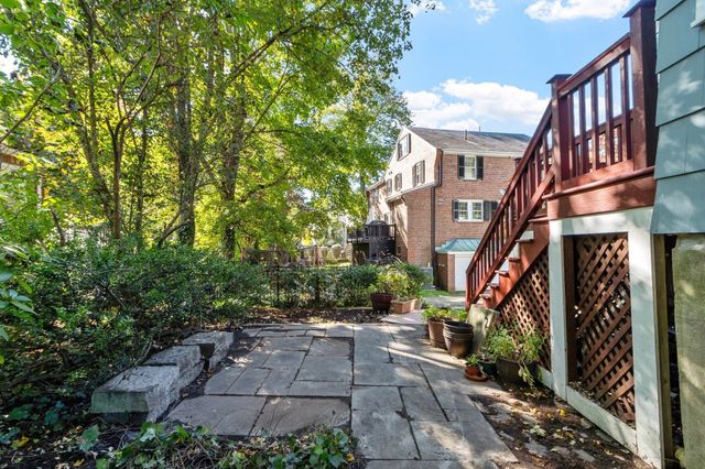 6 Prentiss Lane, Belmont, MA 02478