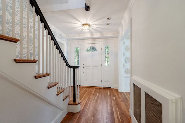 6 Prentiss Lane, Belmont, MA 02478