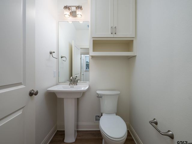 7336 Shoal Creek Ct., Tyler, TX 75703