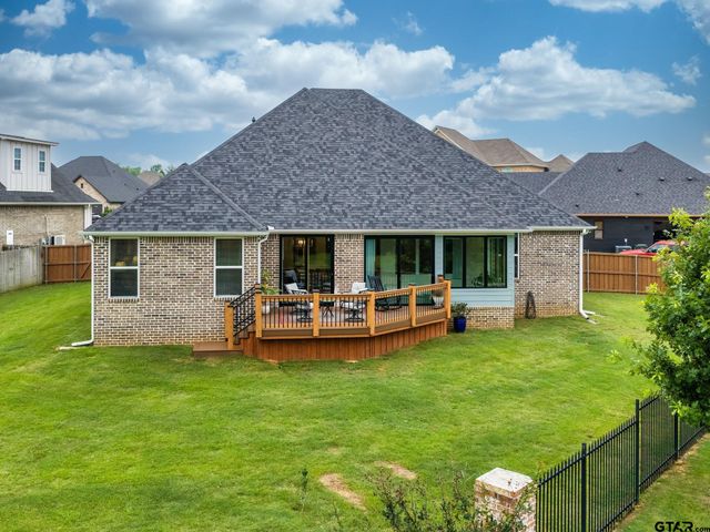 7336 Shoal Creek Ct., Tyler, TX 75703