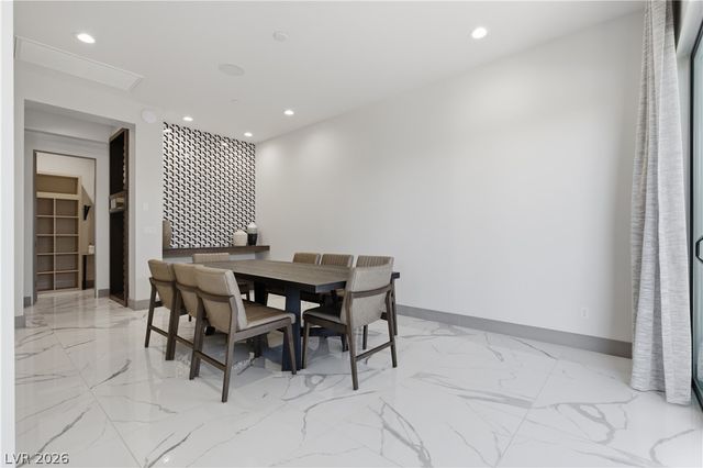 2790 La Bella Court, Henderson, NV 89052