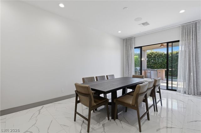 2790 La Bella Court, Henderson, NV 89052
