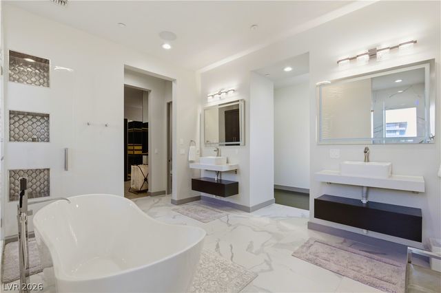 2790 La Bella Court, Henderson, NV 89052