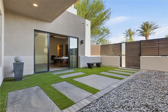 2790 La Bella Court, Henderson, NV 89052