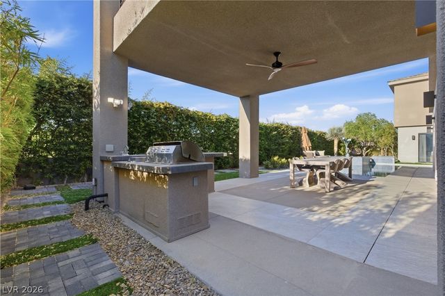 2790 La Bella Court, Henderson, NV 89052