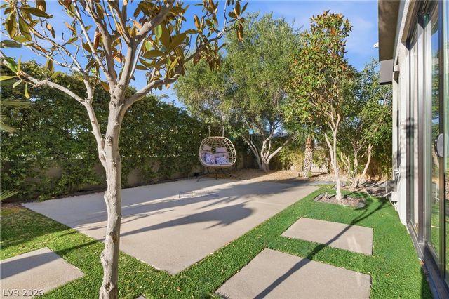 2790 La Bella Court, Henderson, NV 89052
