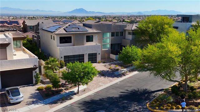 2790 La Bella Court, Henderson, NV 89052