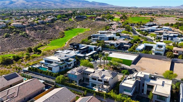 2790 La Bella Court, Henderson, NV 89052