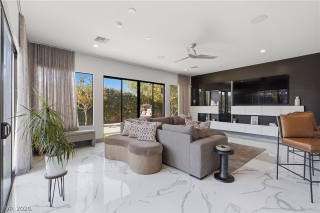 2790 La Bella Court, Henderson, NV 89052