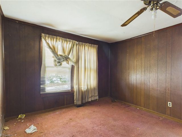 1004 Unity Street, Thomasville, NC 27360