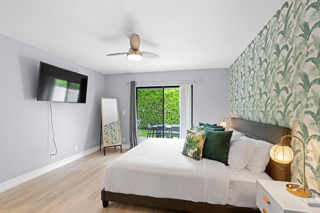 3372 NE 5th Drive, Boca Raton, FL 33431