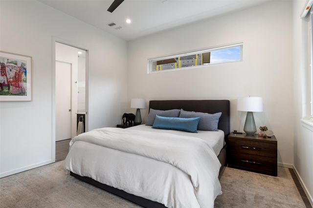 2500 Cedarview DR, Austin, TX 78704