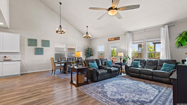 254 Shelton Pass, Cibolo, TX 78108